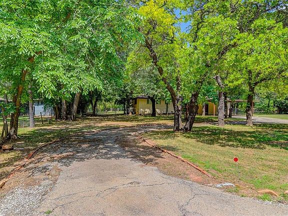 3rd image of 13601 Tanglewood Dr