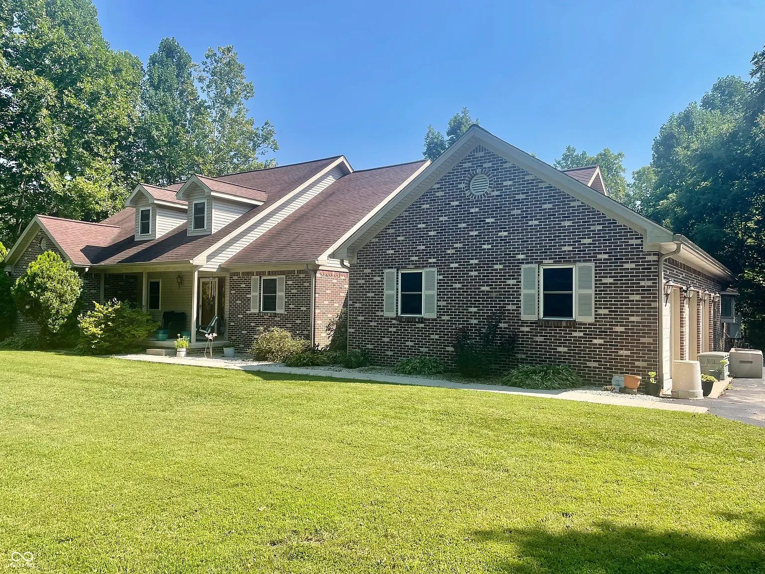 1564 W County Road 1050 S photo 1