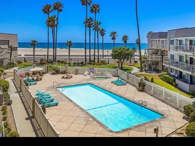 E Surfside Dr — Photo 25