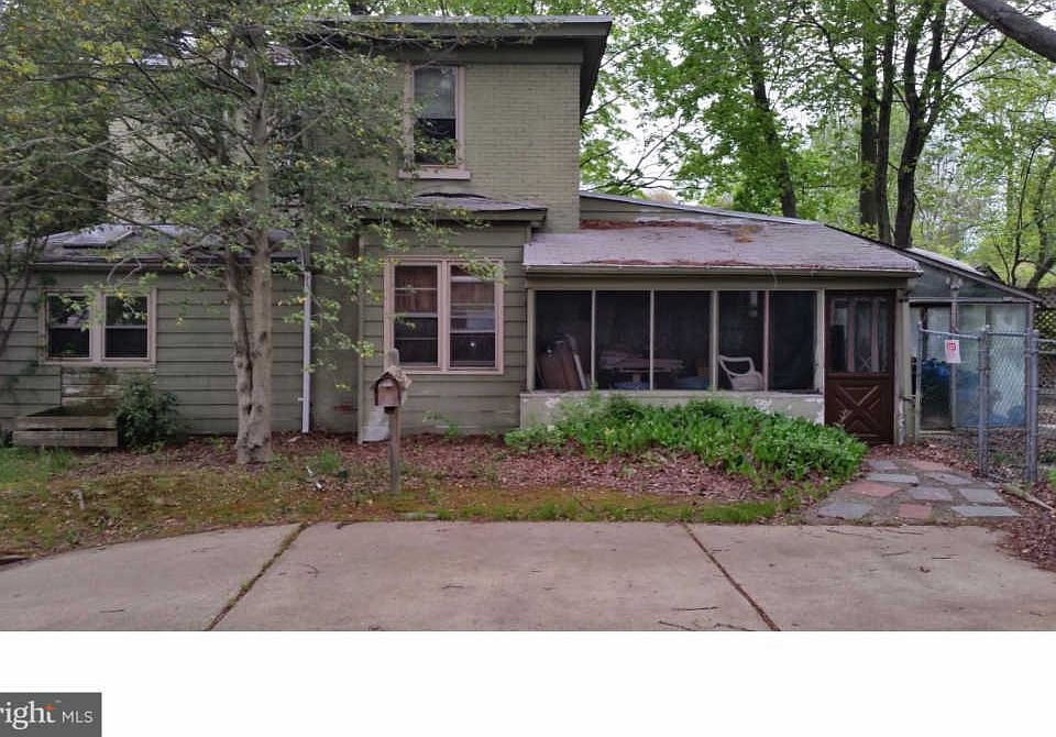 1st image of 76 White Horse Ave