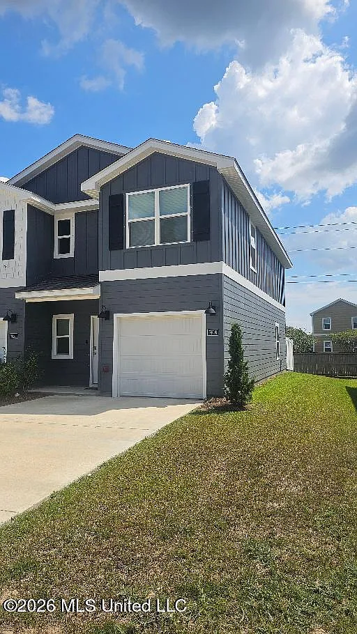3 bed, 2.5 bath, 1521 sqft, $2,000 — Photo 3