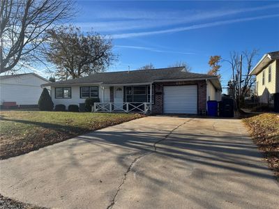 4975 Kesler Rd NW, Cedar Rapids, IA, 52405
