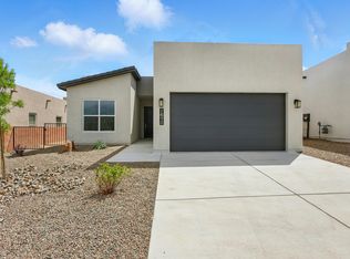 1670 Tesoro Loop NW, Los Lunas, NM 87031