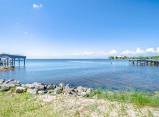 5509 Galvez Rd, Pensacola, FL 32507