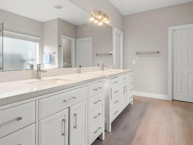 3006 Brooks Ct — Photo 10