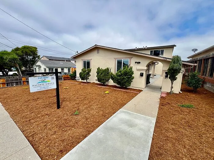 1185 Amador Ave #A photo 1