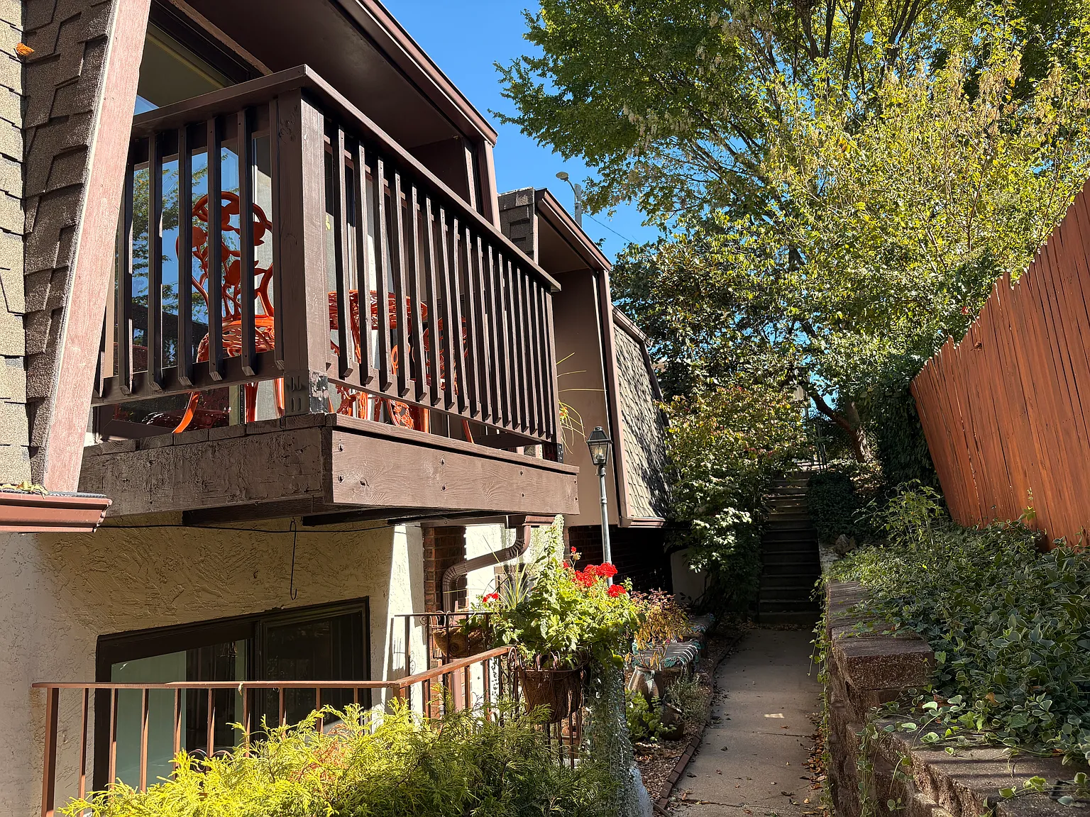 2 bed, 1.5 bath, 1000 sqft, $2,600 — Photo 3