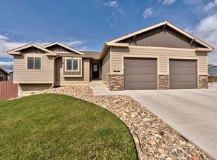 815 Bar Five Ranch Rd, Rapid City, SD 57703