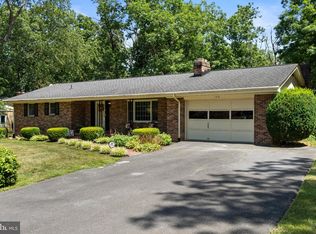 106 Hickory Hill Dr, Stephens City, VA 22655