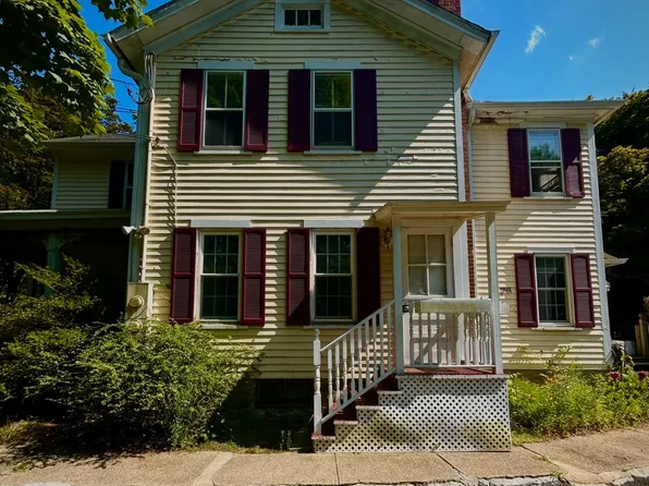 (undisclosed Address), Bethel, CT 06801