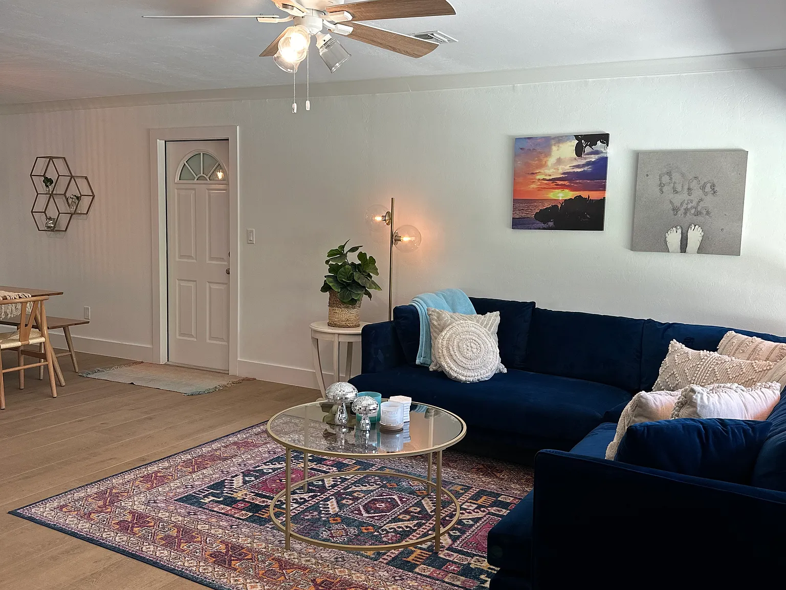 3 bed, 1334 sqft, $3,400 — Photo 2