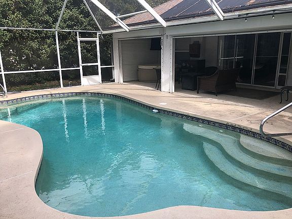 2nd image of 20 Flint Hill Ln