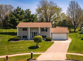 965 Krystle Ct, Reedsburg, WI 53959