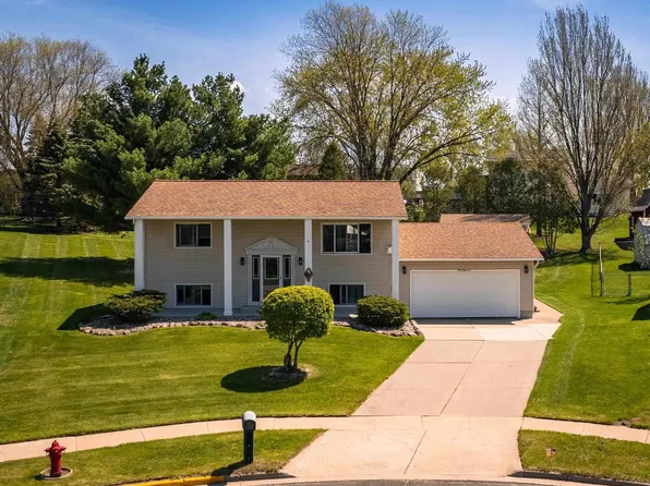 965 Krystle COURT, Reedsburg, WI 53959