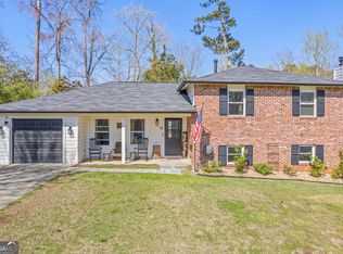 14 Laurel Dr, Newnan, GA