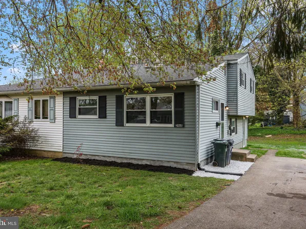 2968 Thunderhead Rd, Abington, PA 19001