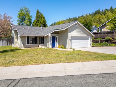 706 Glen Mar Dr, Mount Shasta, CA, 96067