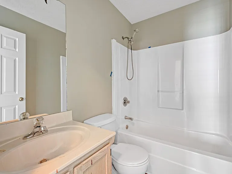 2712 Riverbend Dr — Photo 11