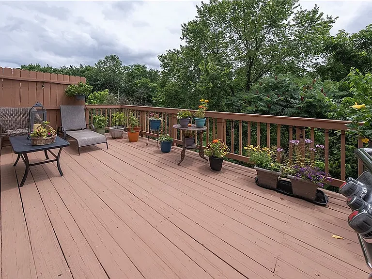115 Westbrooke Ln — Photo 16