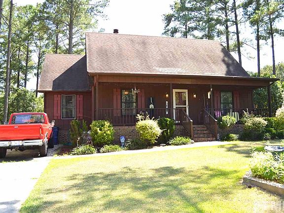 2nd image of 307 Laurel Dr