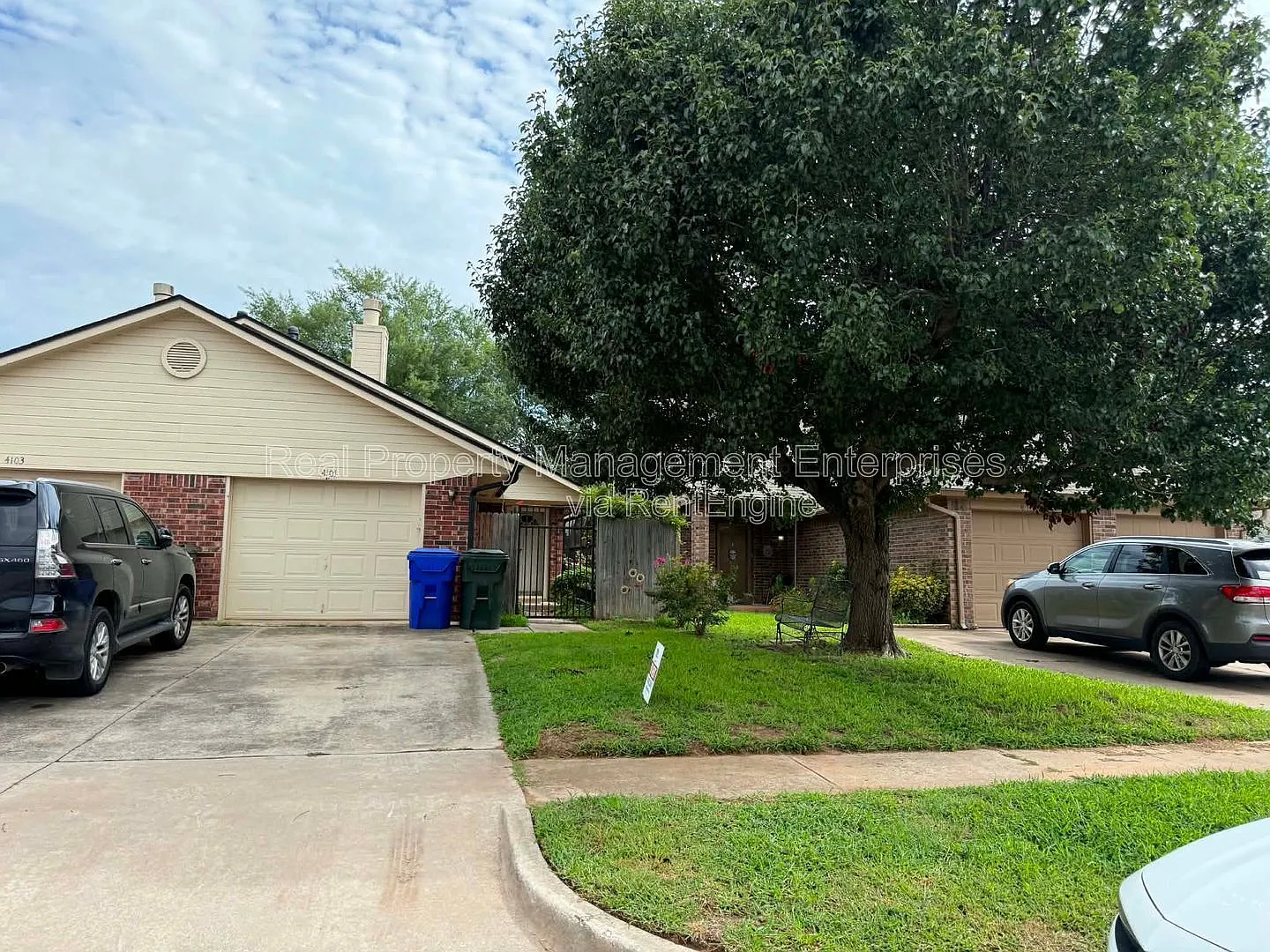 3 bed, 2.0 bath, 1262 sqft, $1,450 — Photo 1