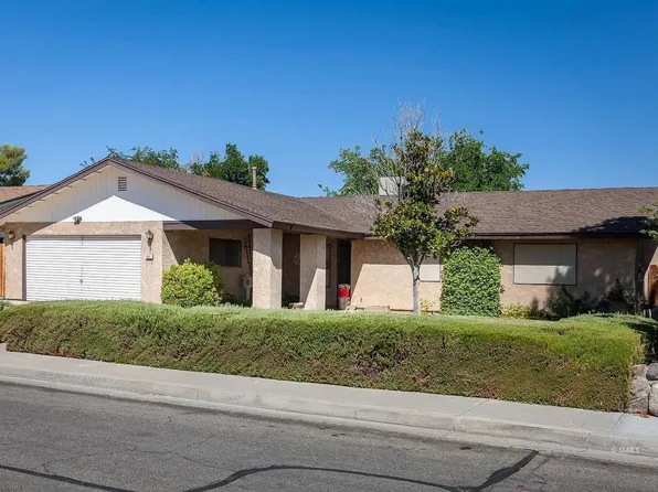325 S Locust St, Ridgecrest, CA 93555
