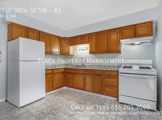 2350 30th St SW APT 2, Wyoming, MI 49519