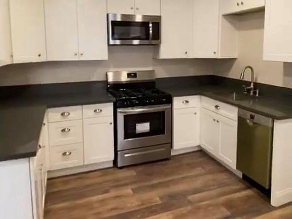 4th image of 2617 H St #A