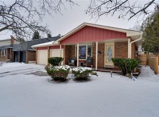 2232 Ireland Dr, Burlington, ON L7P3E9