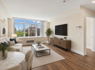 37-25 33rd St #2B, Long Island City, NY 11101