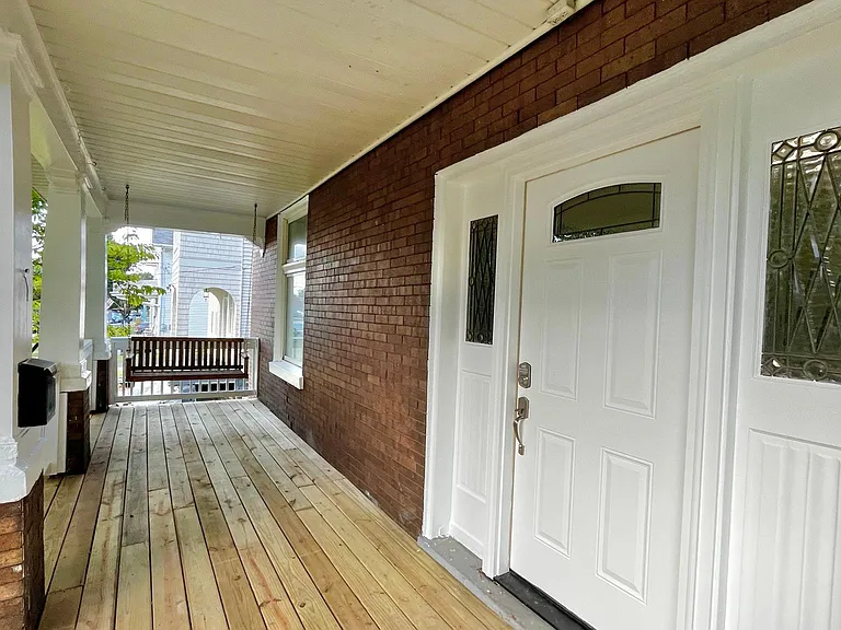 3924 Lindley Ave — Photo 21
