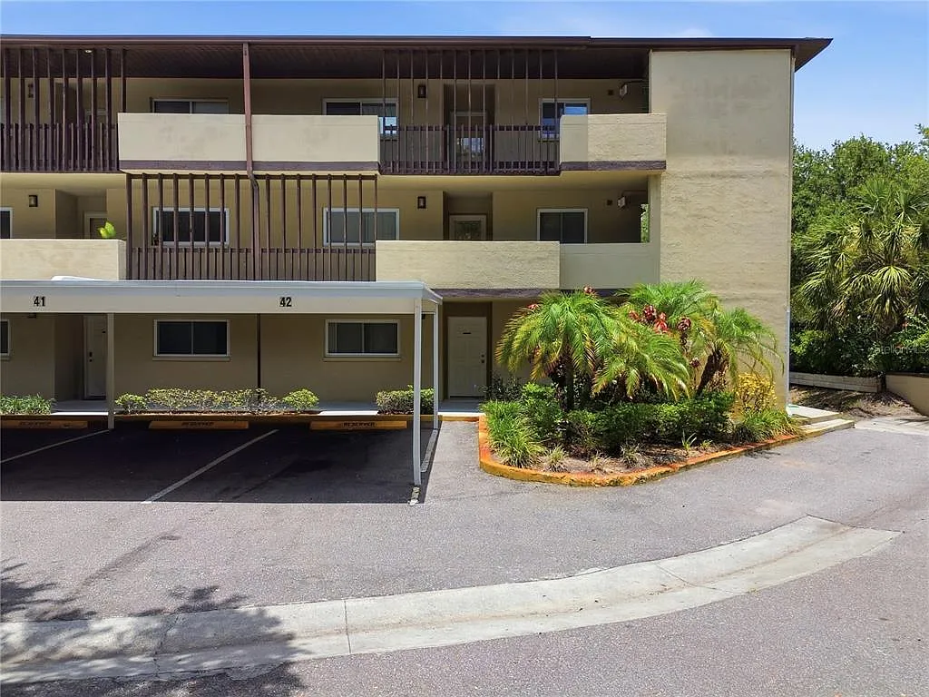 2 bed, 2.0 bath, 1120 sqft, $1,850 — Photo 2