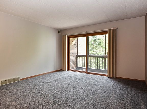 2nd image of 8425 W 95th St APT 27