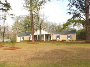 1654 Country Club Rd, Eufaula, AL 36027