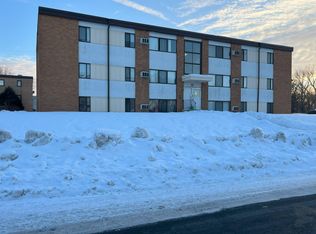 101 Charles St NE, Fridley, MN 55432