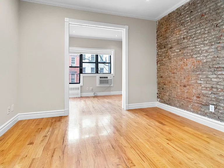 344 E 85th St #3H — Photo 2