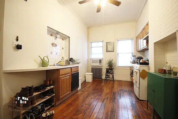 Rented by Bold New York | media 17