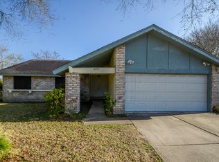 16919 Oxnard Ln, Friendswood, TX 77546