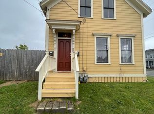 704 M St, Eureka, CA 95501