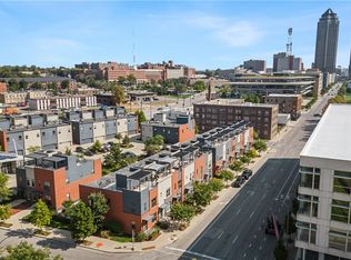 1649 Grand Ave, Des Moines, IA 50309