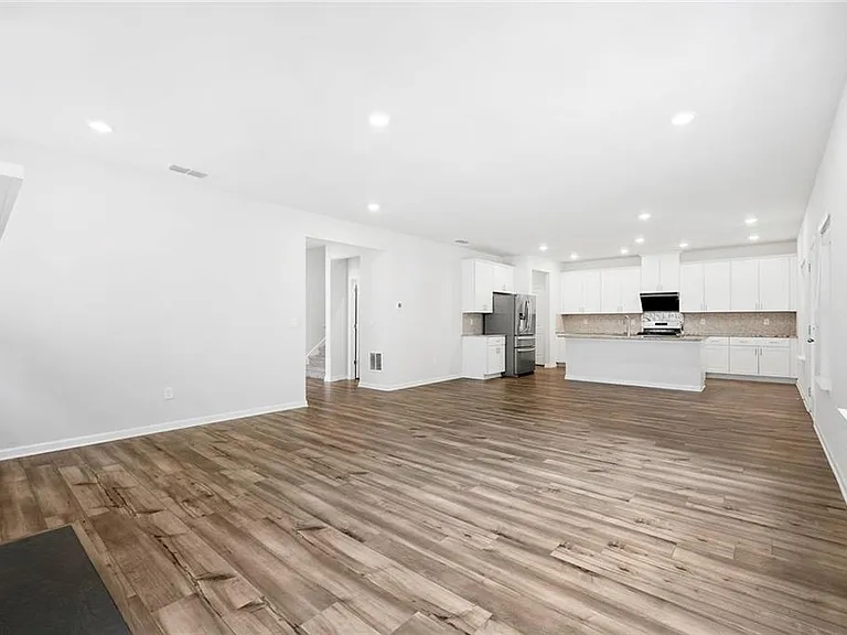 5021 Silver Canoe Way — Photo 16