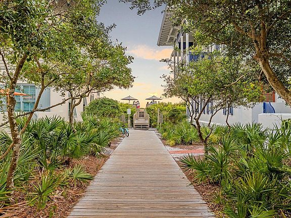 3rd image of 2 N Spanish Town Ln