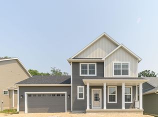1133 Hickory Hls, Sun Prairie, WI 53590