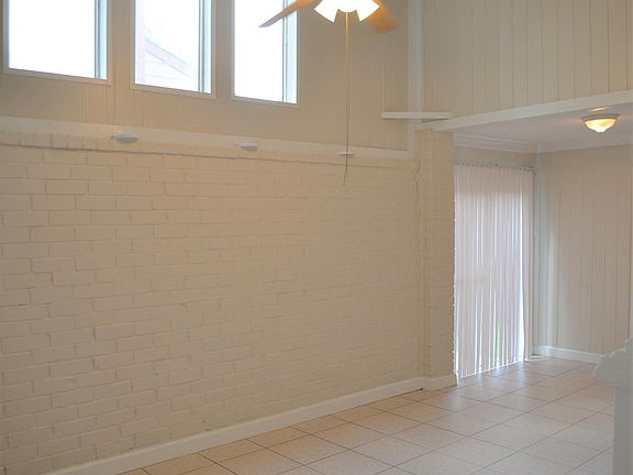 Formal dining
