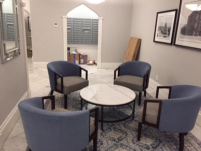 2nd image of 271 Dartmouth St #1