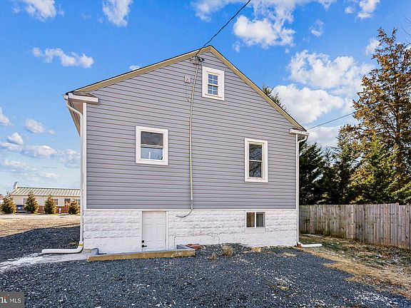 4th image of 6727 Windsor Mill Rd #H