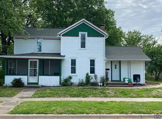 202 S 4th St, Saint Marys, KS 66536