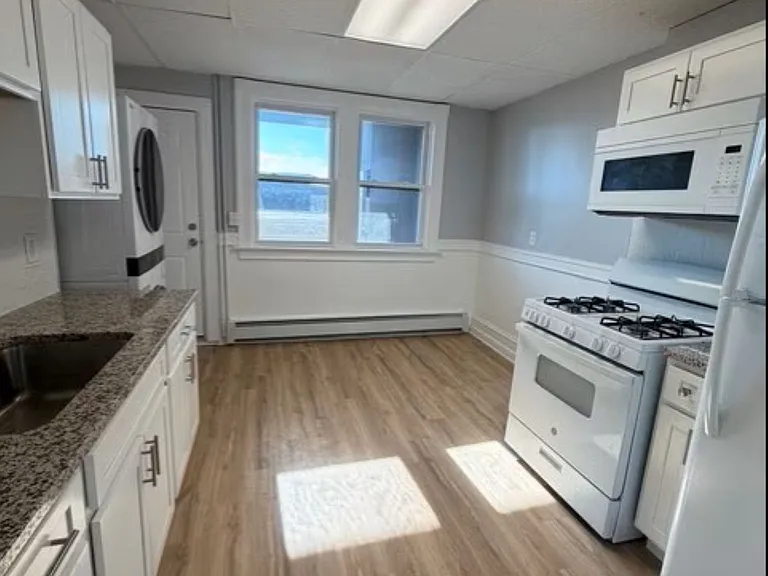 167 Park Rd #3E — Photo 2
