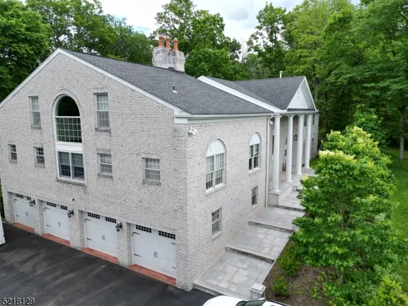 173 Ellisen Rd, Watchung Boro, NJ 07069