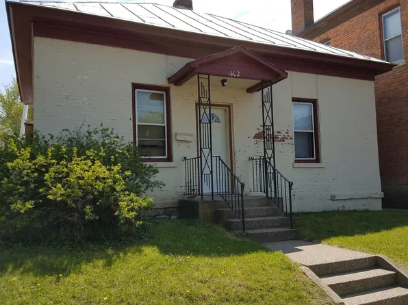 1402 Pine St, La Crosse, WI 54601